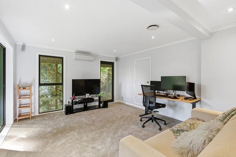 Photo of property in 92 Amritsar Street, Khandallah, Wellington, 6035