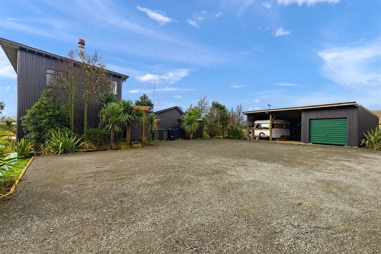 Photo of property in 863 Gebbies Pass Road, Teddington, Lyttelton, 8971