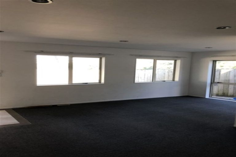 Photo of property in 276 Mahia Road, Weymouth, Auckland, 2103