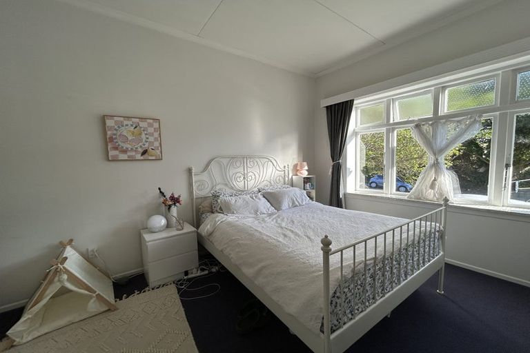 Photo of property in 27 Mckinley Crescent, Brooklyn, Wellington, 6021