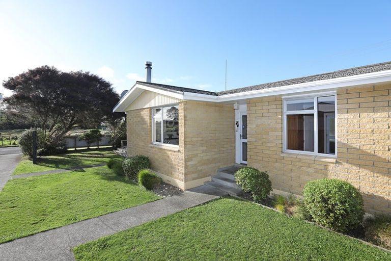 Photo of property in 1 Edward Street, Bulls, 4818