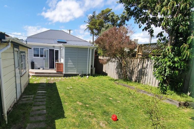 Photo of property in 4 Atiawa Street, Petone, Lower Hutt, 5012