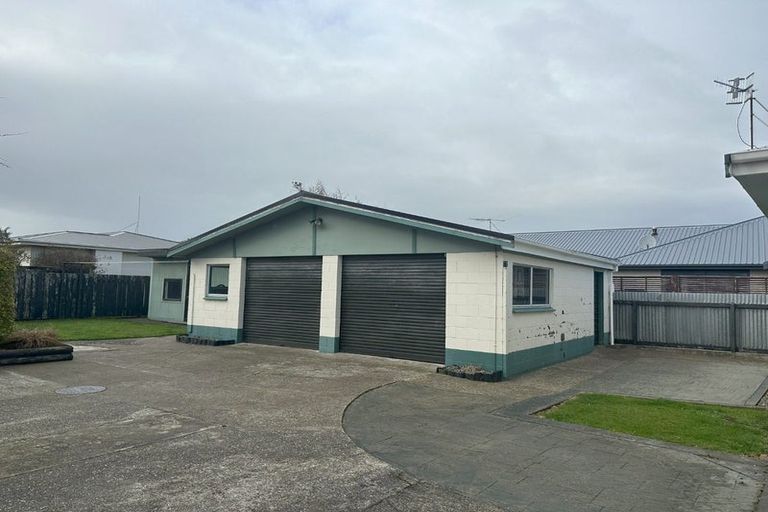 Photo of property in 137 Cunningham Crescent, Grasmere, Invercargill, 9810