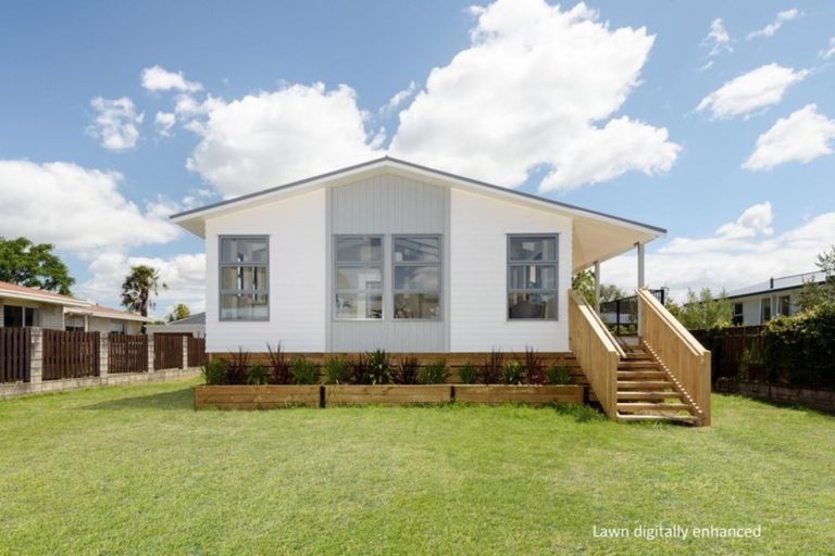 Photo of property in 72 Links Avenue, Mount Maunganui, 3116