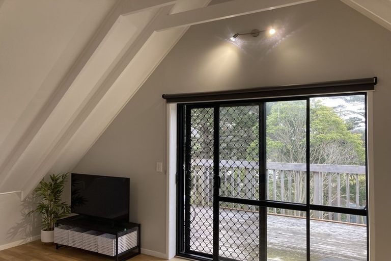 Photo of property in 211 Paremoremo Road, Lucas Heights, Auckland, 0632