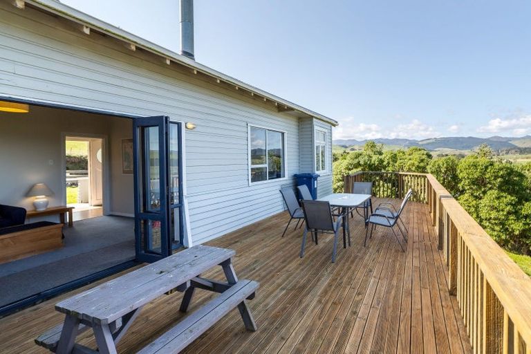 Photo of property in 346 Cape Palliser Road, Whangaimoana, Featherston, 5772