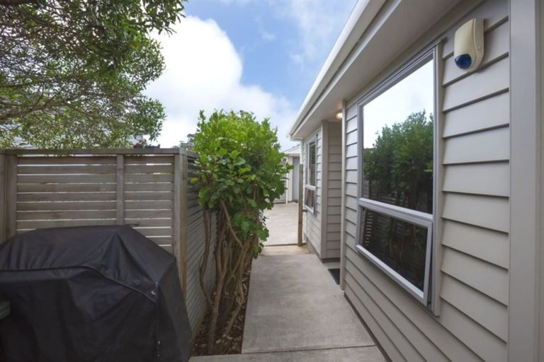 Photo of property in 39b Mexted Crescent, Ranui, Porirua, 5024