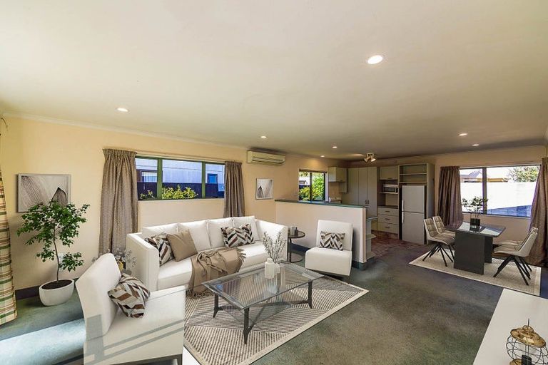 Photo of property in 13 Harris Street, Greenmeadows, Napier, 4112