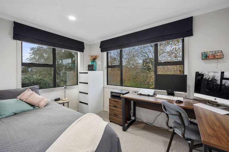 Photo of property in 104c Lake Road, Belmont, Auckland, 0622