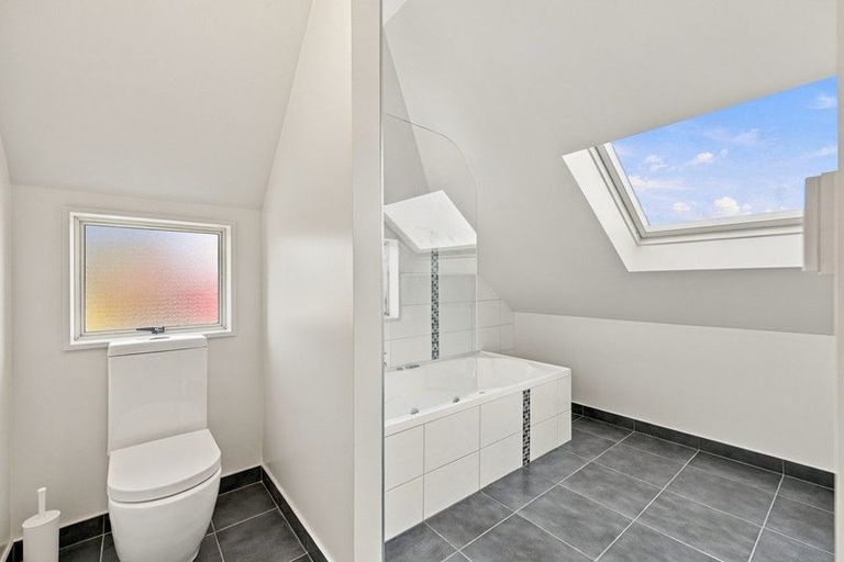 Photo of property in 12 Chilwell Place, Halswell, Christchurch, 8025