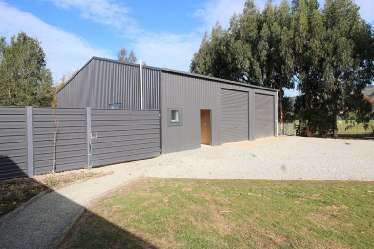 Photo of property in 2a Centre Street, Waimate, 7978