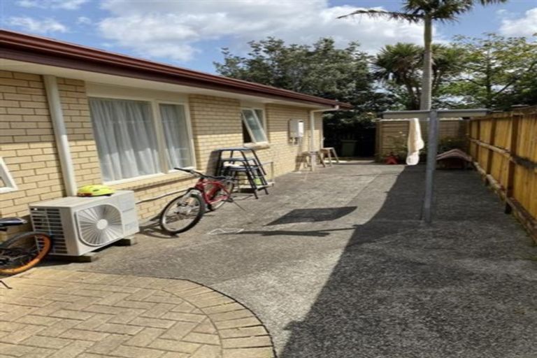 Photo of property in 39 Blackwood Drive, Wattle Downs, Auckland, 2103