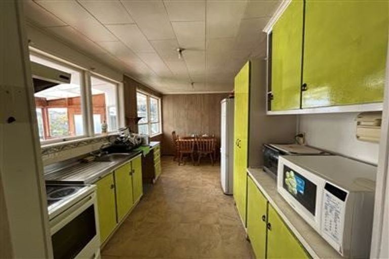 Photo of property in 118 Chichester Drive, Rosehill, Papakura, 2113