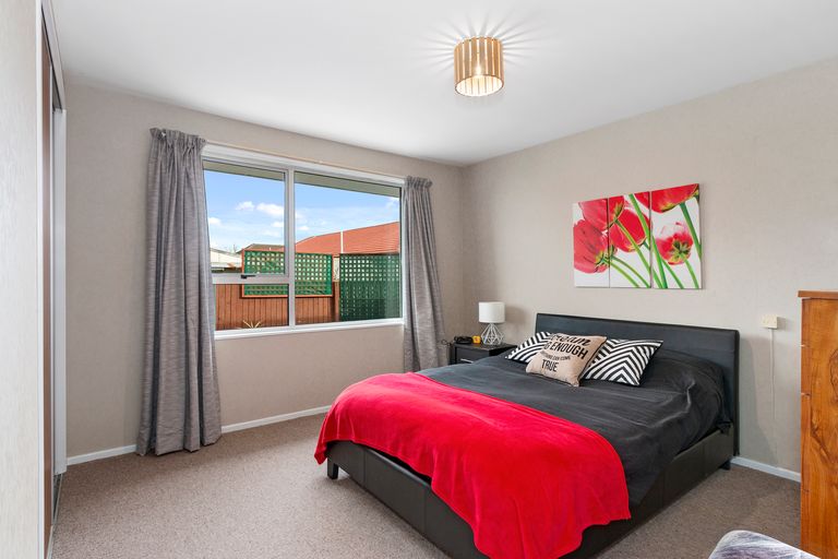 Photo of property in 1/58 Epsom Road, Sockburn, Christchurch, 8042