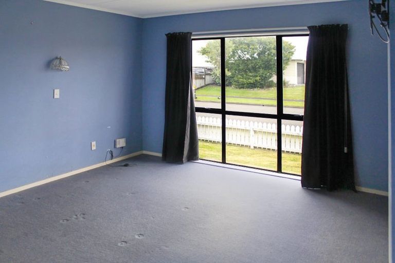 Photo of property in 18 Mercury Street, Milson, Palmerston North, 4414