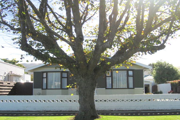 Photo of property in 3 Athlone Crescent, Boulcott, Lower Hutt, 5011