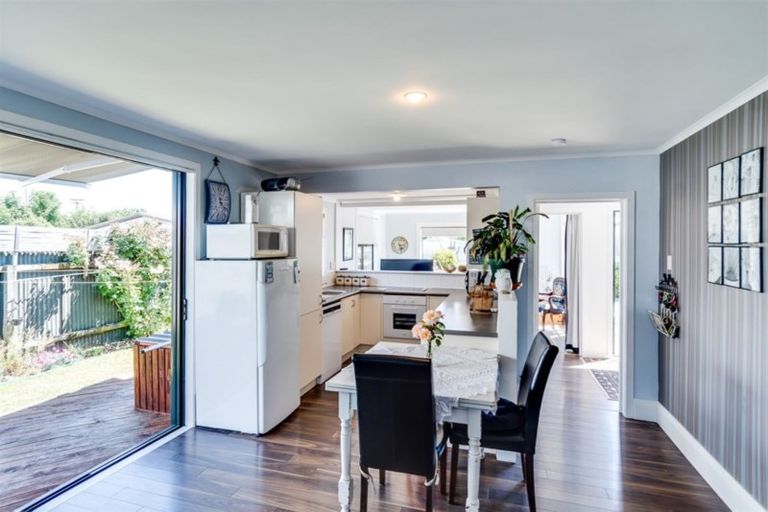 Photo of property in 5 Francis Drake Street, Waipukurau, 4200