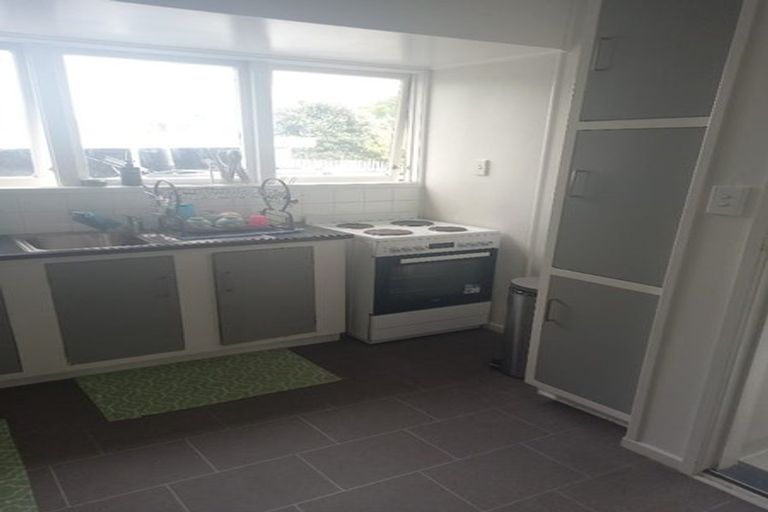 Photo of property in 15 Huia Street, Waiuku, 2123