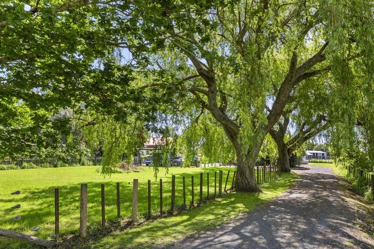 Photo of property in 33 Platt Road, Newstead, Hamilton, 3287