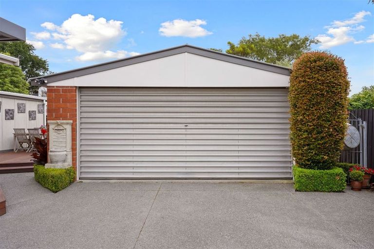 Photo of property in 47 Glenharrow Avenue, Avonhead, Christchurch, 8042
