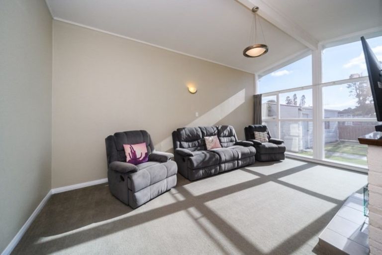 Photo of property in 7 Hartley Place, Awapuni, Palmerston North, 4412