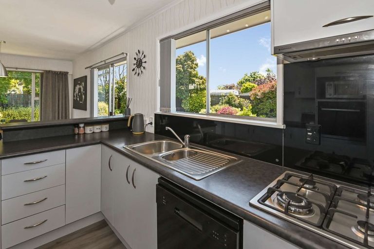 Photo of property in 2 Mclean Terrace, Waipukurau, 4200