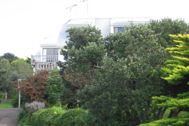 Photo of property in 34a Glenelg Road, Red Beach, 0932