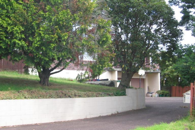 Photo of property in 14 Bayview Road, Bayview, Auckland, 0629