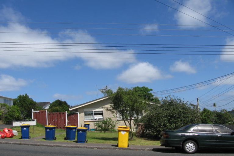 Photo of property in 4/98 Birkdale Road, Birkdale, Auckland, 0626