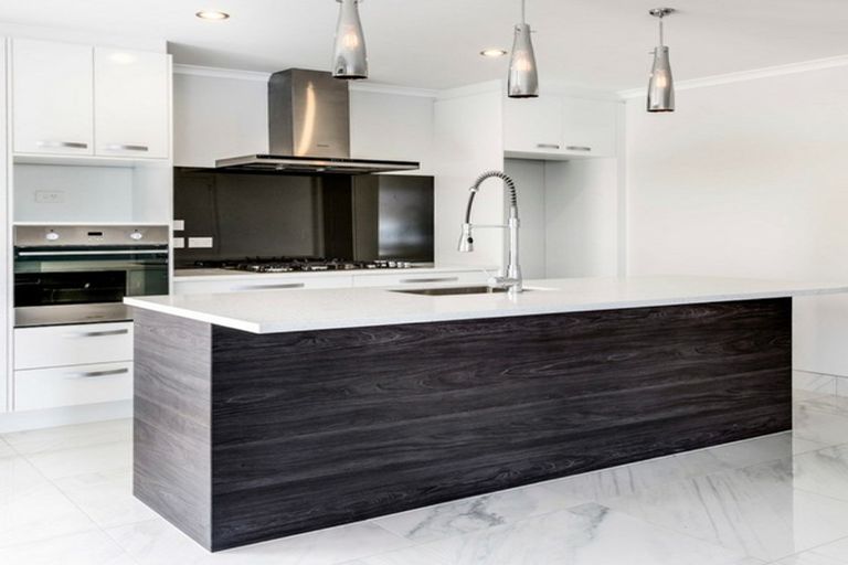 Photo of property in 13 Tauroa Road, Havelock North, 4130