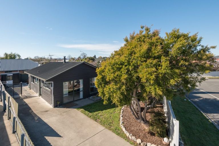 Photo of property in 2 Tillson Crescent, Motueka, 7120