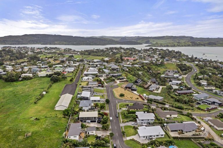 Photo of property in 6 Puka Place, Raglan, 3225
