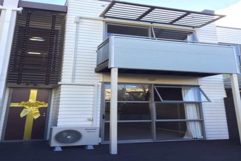 Photo of property in 12 Figaro Crescent, Takanini, 2112