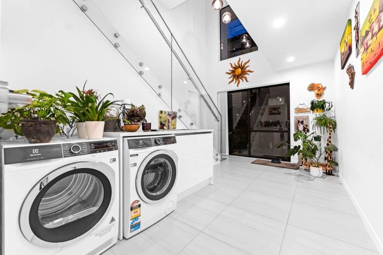 Photo of property in 9 Hermes Road, Flat Bush, Auckland, 2019