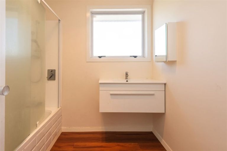 Photo of property in 64 Gainsborough Street, Hoon Hay, Christchurch, 8025