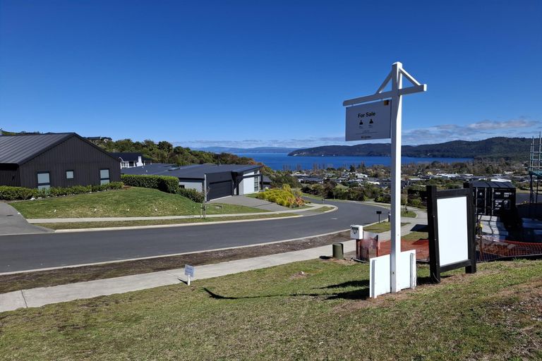 Photo of property in 35 Kittyhawk Drive, Kinloch, Taupo, 3377