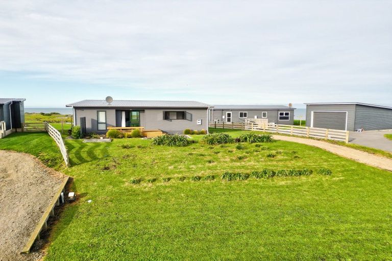 Photo of property in 23 Waipipi Road, Waverley, 4591