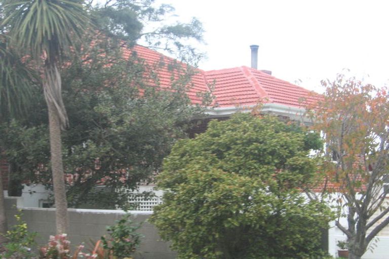 Photo of property in 54 Dowse Drive, Maungaraki, Lower Hutt, 5010