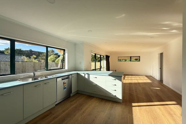 Photo of property in 44 Princeton Parade, Albany, Auckland, 0632