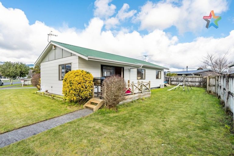 Photo of property in 13 Turon Crescent, Totara Park, Upper Hutt, 5018