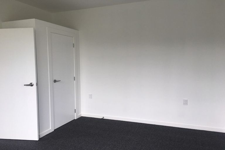 Photo of property in 100 Main South Road, Green Island, Dunedin, 9018