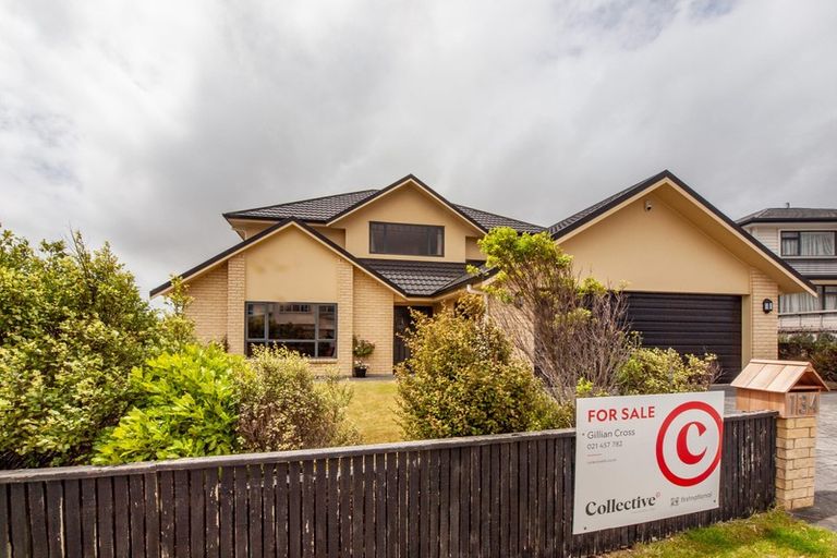 Photo of property in 134 Cortina Avenue, Johnsonville, Wellington, 6037