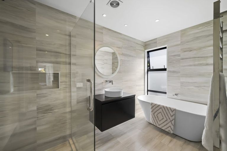 Photo of property in 20 Wai-iti Terrace, Burnside, Christchurch, 8053