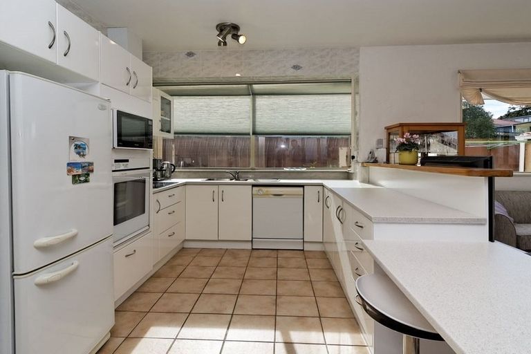 Photo of property in 79 Royal Road, Massey, Auckland, 0614
