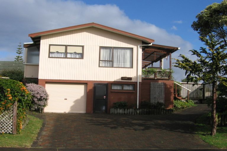 Photo of property in 9 Glen Neaves, Pauanui, Hikuai, 3579