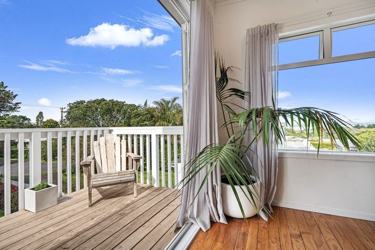 Photo of property in 8 James Mcleod Road, Shelly Beach, Helensville, 0874