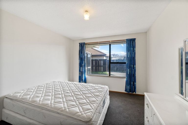 Photo of property in 2/359 Main South Road, Hornby, Christchurch, 8042