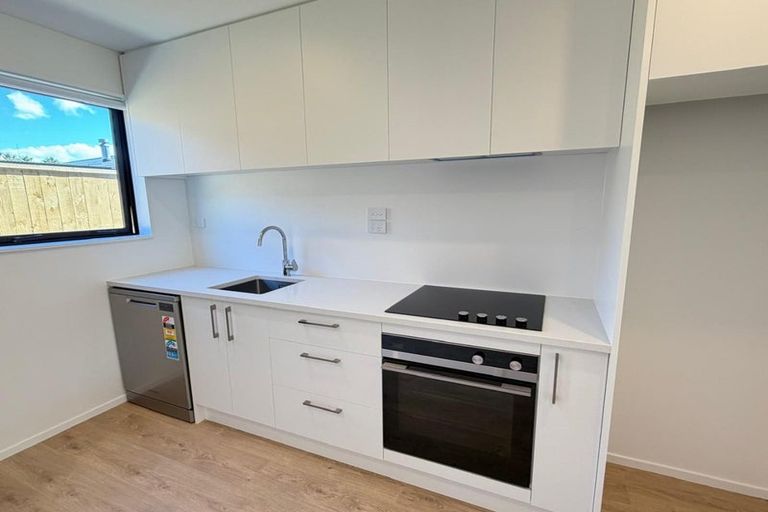 Photo of property in 5/42 Millen Avenue, Pakuranga, Auckland, 2010