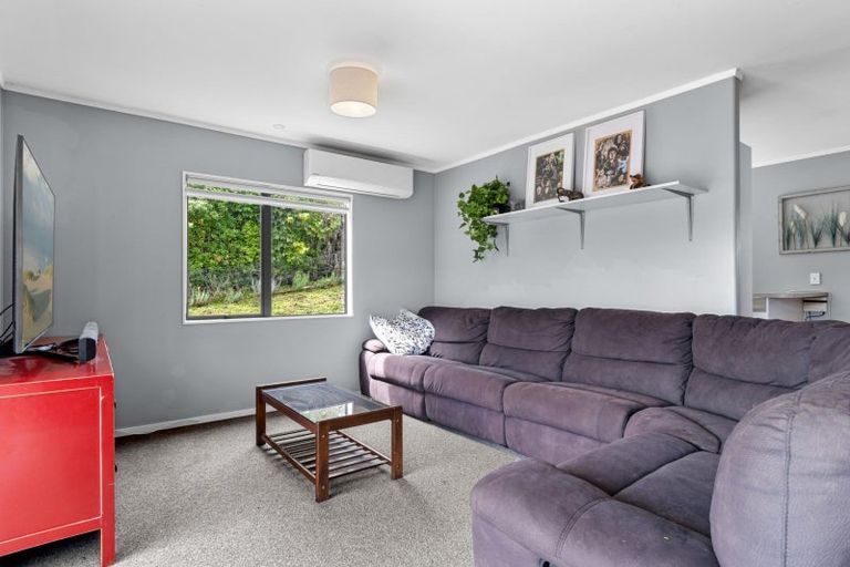 Photo of property in 8 Farrow Way, Welcome Bay, Tauranga, 3112