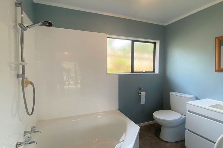 Photo of property in 48 Old Onerahi Road, Onerahi, Whangarei, 0110